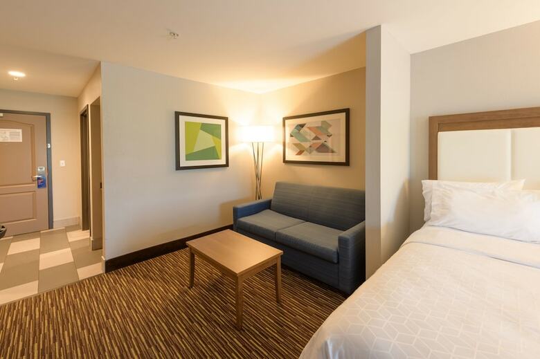 Hotel Holiday Inn Express & Suites Jamestown