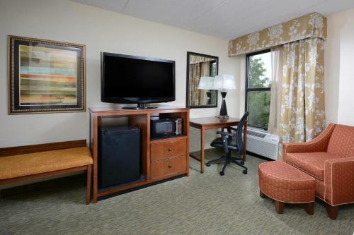 Hotel Hampton Inn Raleigh/durham Airport