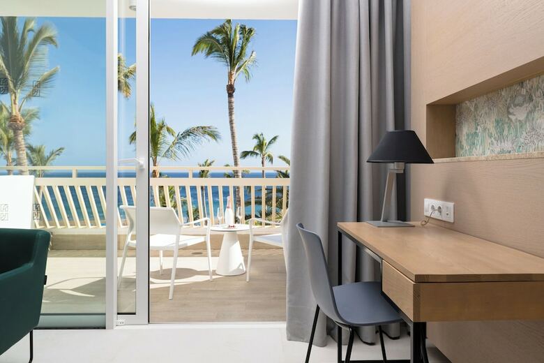 Hotel Suite Fariones Playa