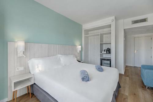 Hotel Barcel� Ponent Beach