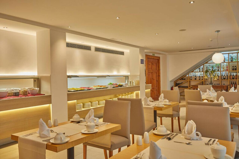 Monsuau Cala D'or Hotel