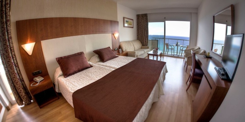 Hotel Sentido Castell De Mar