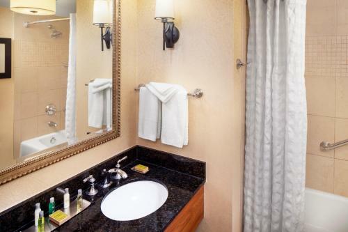 Hotel Doubletree By Hilton Cleveland East Beachwood