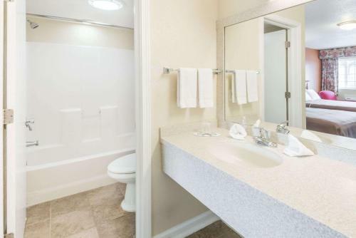 Hotel Travelodge Grove City