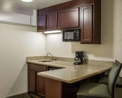 Hotel Quality Inn & Suites Mansfield