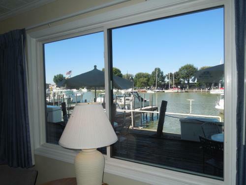 Motel Americas Best Value Inn Port Clinton