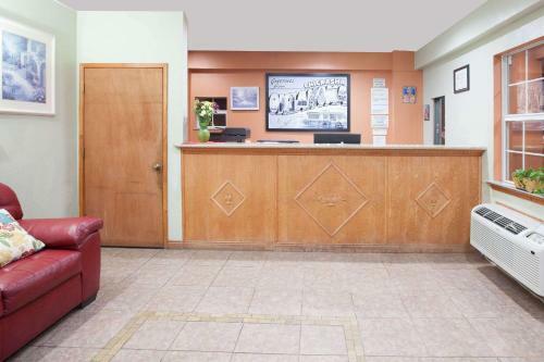 Hotel Super 8 By Wyndham Chickasha