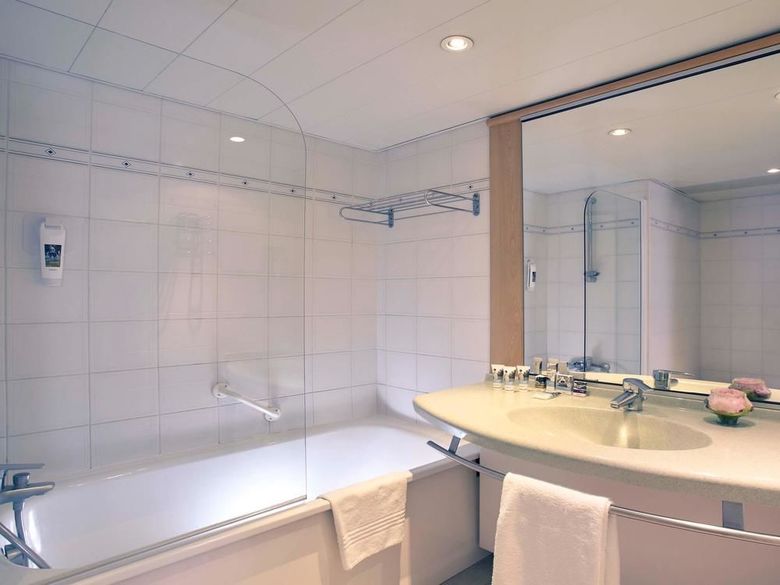 Hotel Mercure Le Havre Bassin Du Commerce