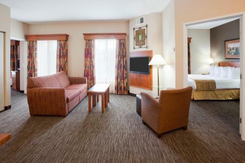 Hotel Grandstay Residential Suites