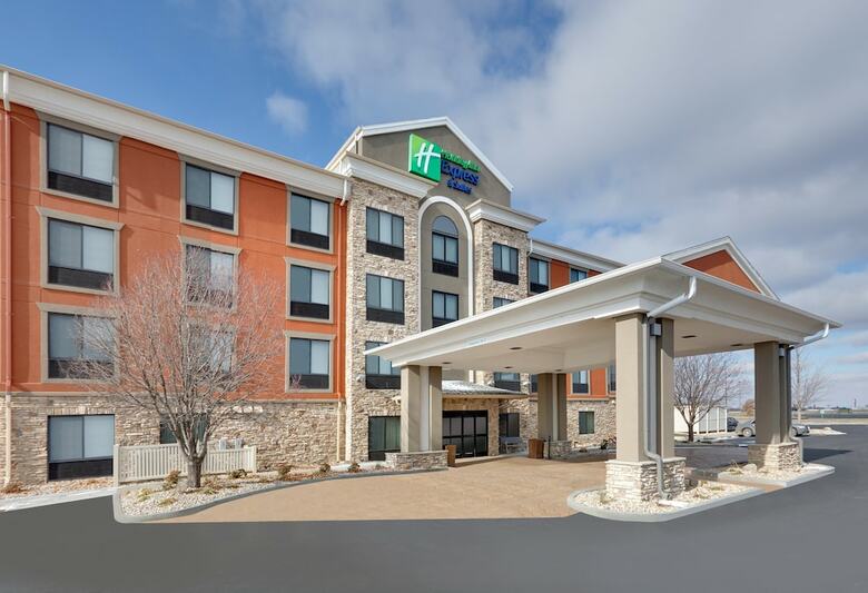 Hotel Holiday Inn Express & Suites Mitchell