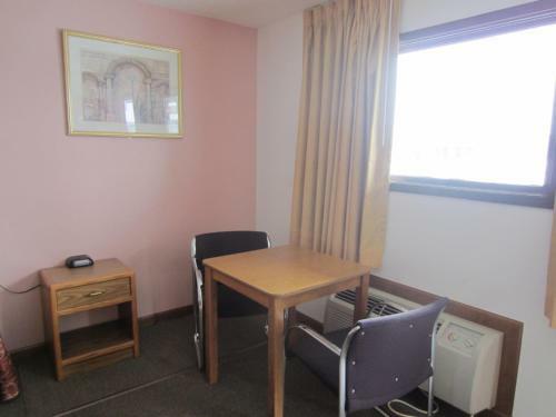 Cloud 9 Motel