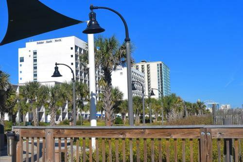 Hotel Holiday Sands North "on The Boardwalk"