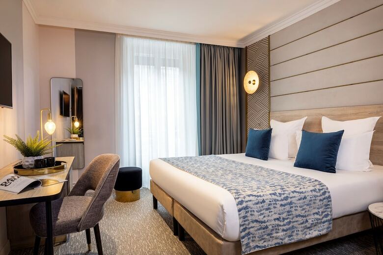 Hotel Nude Paris - Color Vision