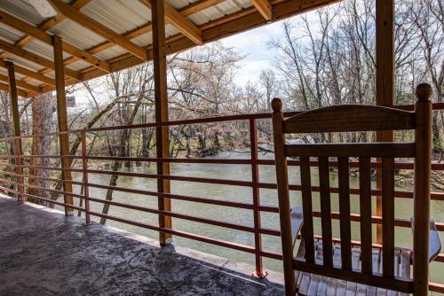 Hotel River Bend Inn - Pigeon Forge