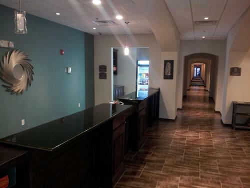 Hotel Oakwood Suites