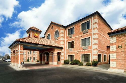 Hotel Comfort Inn And Suites Medical West