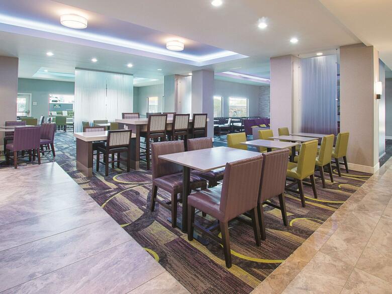 Hotel La Quinta Inn & Suites Arlington North Six Flags Drive