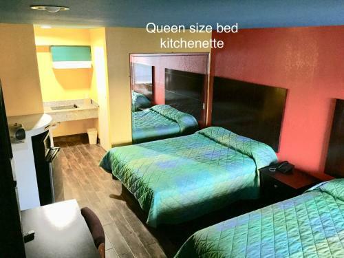 Motel Luxury Inn