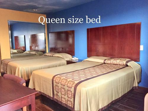 Motel Luxury Inn