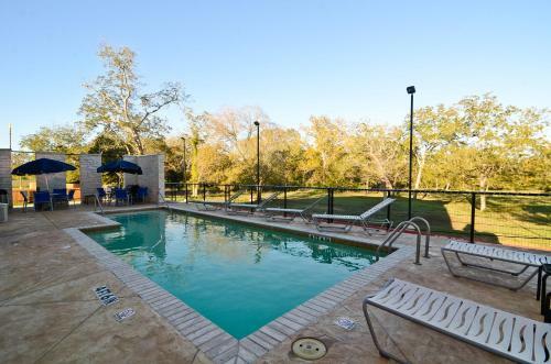 Hotel Baymont By Wyndham Columbus