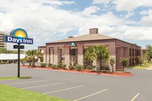 Motel Executive Inn And Suites College Station
