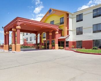 Hotel Comfort Suites La Porte