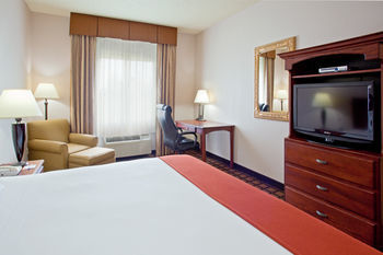 Holiday Inn Express Hotel & Suites Longview