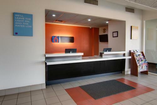 Motel 6 Mount Pleasant, Tx