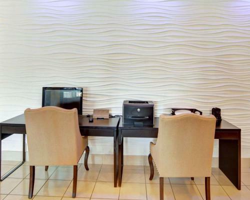 Hotel Comfort Suites Longview North
