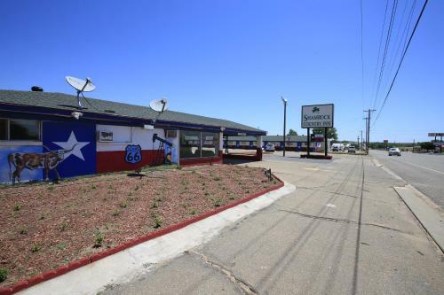 Motel Shamrock Country Inn