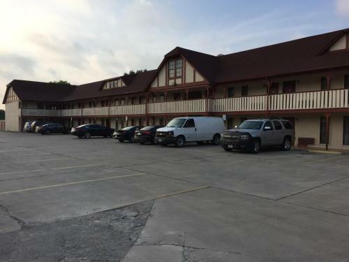 Motel Rittiman Inn And Suites