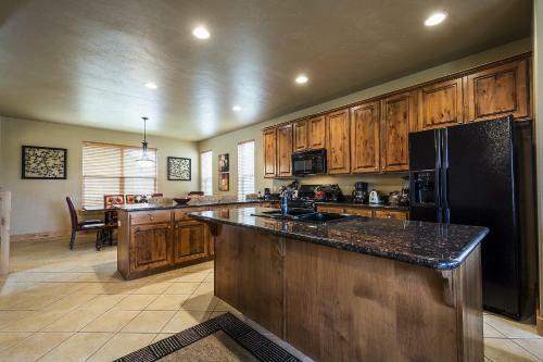 Bear Hollow By Lespri Property Management