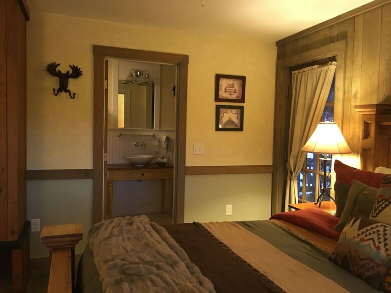 Posada Deerhill Inn
