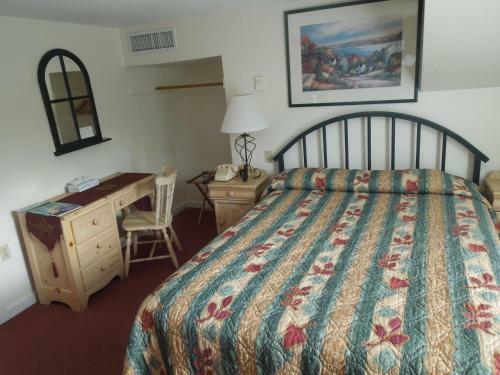Lodge Mountaineer Inn