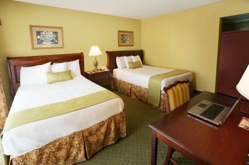 Fredericksburg Hospitality House Hotel