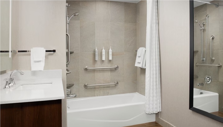 Hotel Embassy Suites Springfield