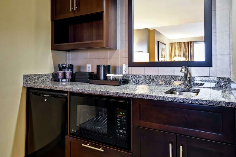 Hotel Embassy Suites Springfield