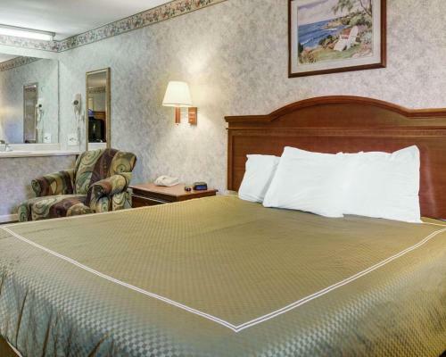 Hotel Rodeway Inn & Suites Williamsburg