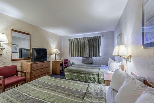 Motel 6 Lacrosse
