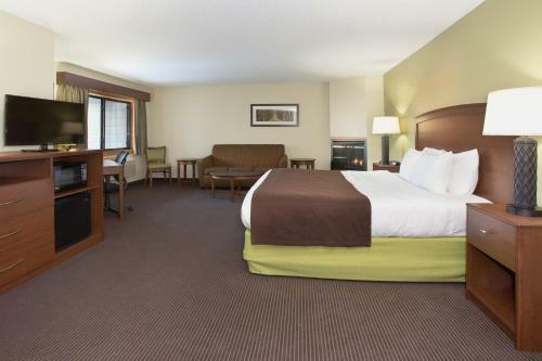 Cobblestone Hotel And Suites - Wisconsin Rapids