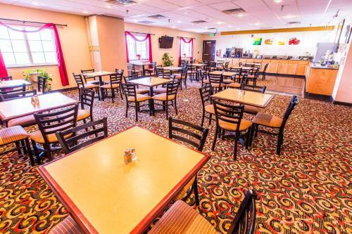 Hotel Quality Inn & Suites - University