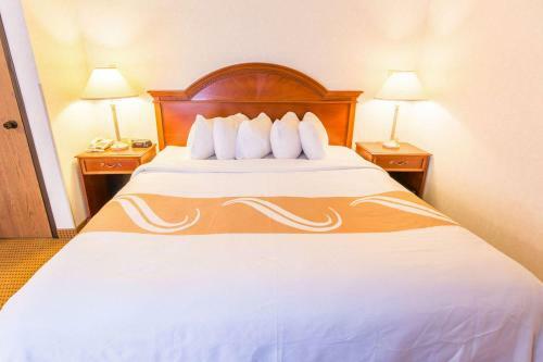 Hotel Quality Inn & Suites - University