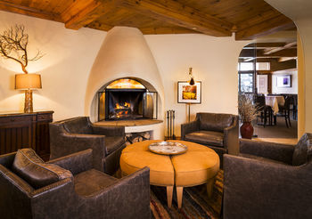 Hotel The Pines Lodge, A Rockresort