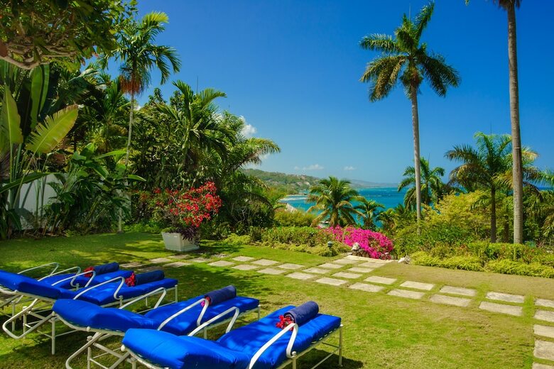 Apartamento Round Hill Hotel And Villas