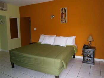 Hotel Coral Seas Beach Resort