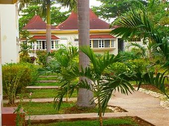 Hotel Coral Seas Beach Resort