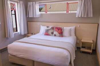 Amross Court Motor Lodge
