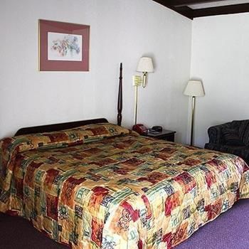 Motel Hometown Inn Staunton