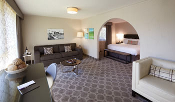 Hotel Flamingo Resort And Spa