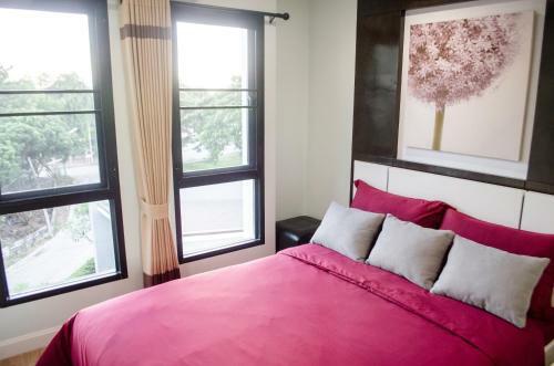 Luxury Apartment With Massage Chair